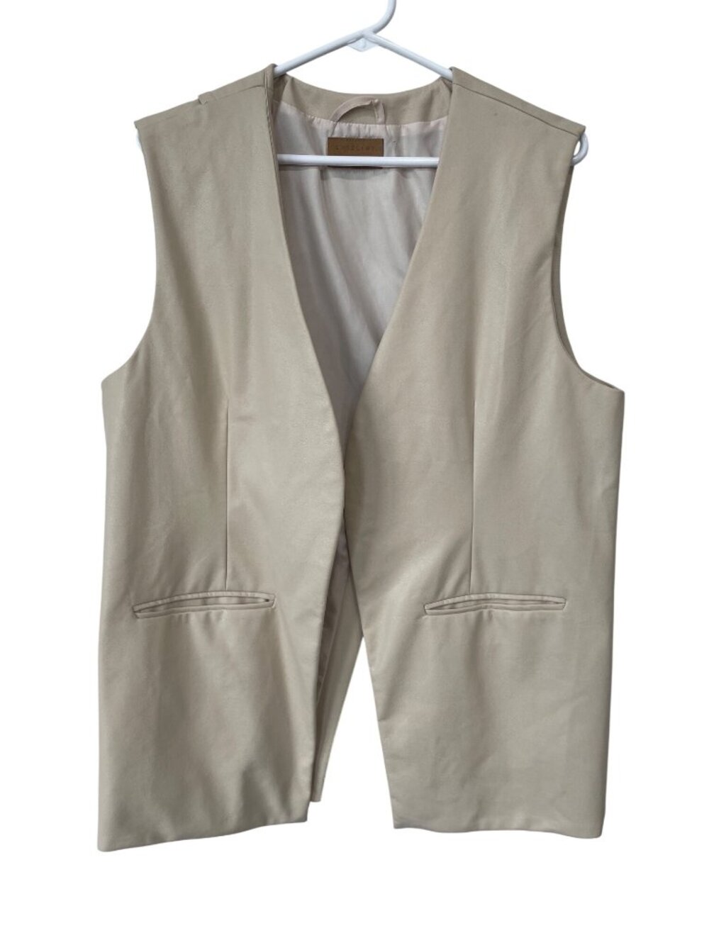 Crescent Faux Leather Vest Medium Sleeveless Open Front Split Back Cream Career